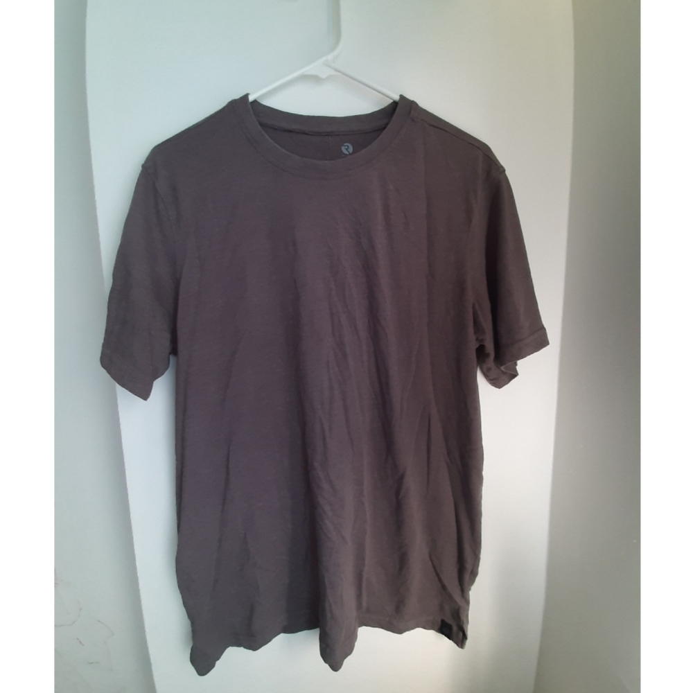Shirt - Picture 1 of 4